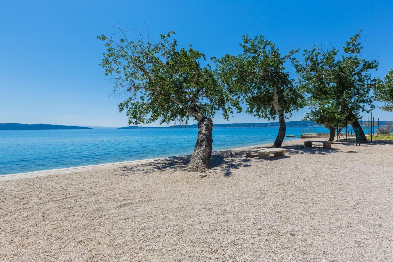 Apartment Jurasin Kastela Bagian luar foto