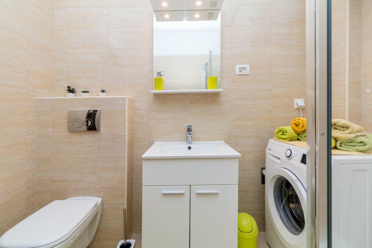 Apartment Jurasin Kastela Bagian luar foto