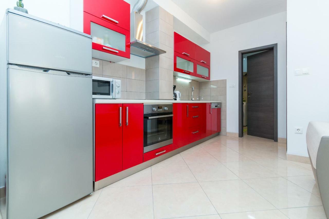 Apartment Jurasin Kastela Bagian luar foto