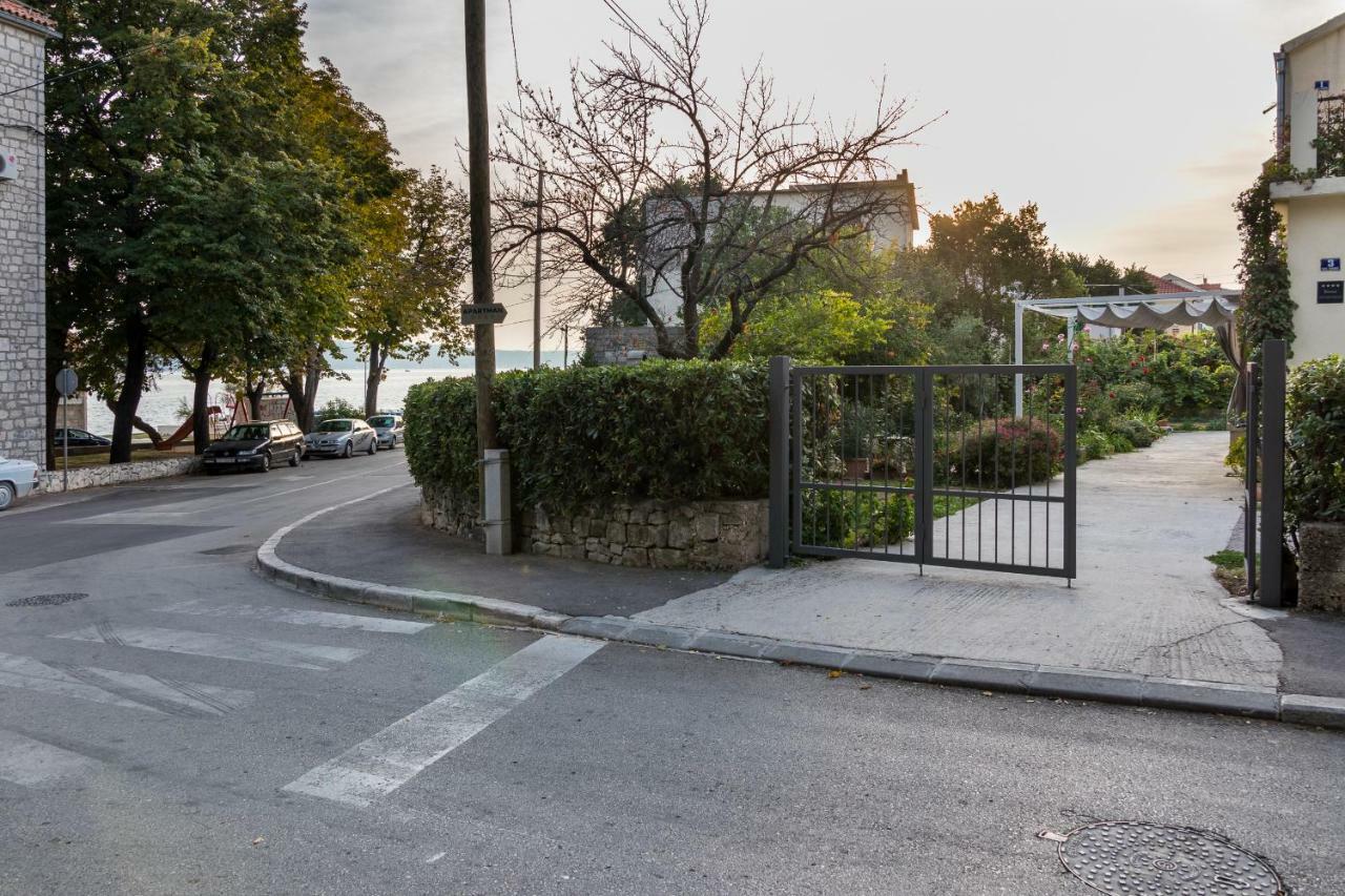 Apartment Jurasin Kastela Bagian luar foto